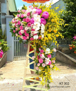 kệ hoa chúc mừng 302
