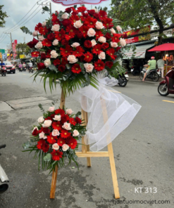 kệ hoa chúc mừng 313